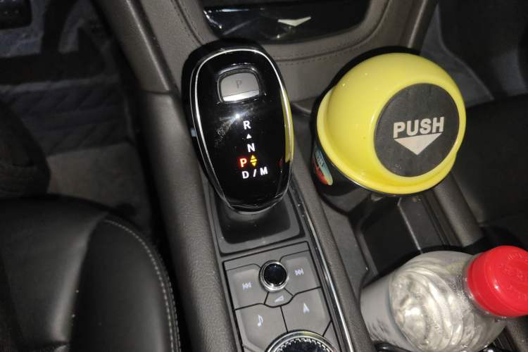 Used Cadillac XT6 2020 28T Six-Seater Luxury Version Gear Lever
