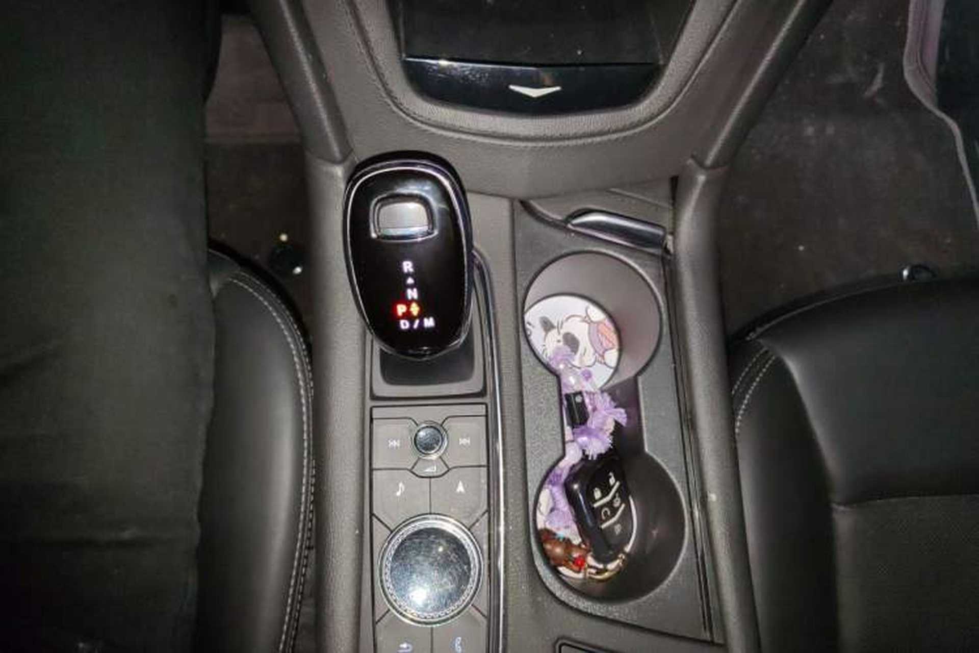 Used Cadillac XT6 2020 28T Six-Seater Four-Wheel-Drive Luxury Version Gear Lever
