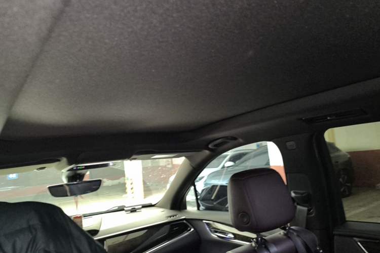Used Cadillac XT6 2020 28T Six-Seater Luxury Version Headliner