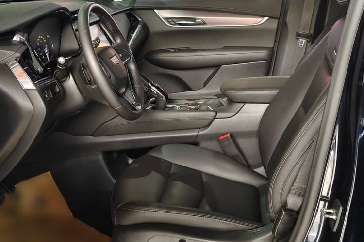 Used Cadillac XT6 2020 28T Seven-Seater Fashion Edition Interior 2