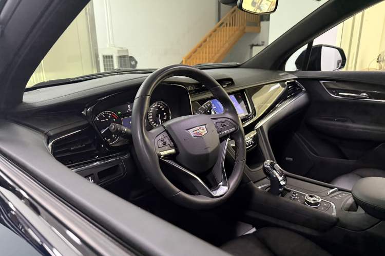 Used Cadillac XT6 2020 28T Six-Seater Luxury Version Interior 2