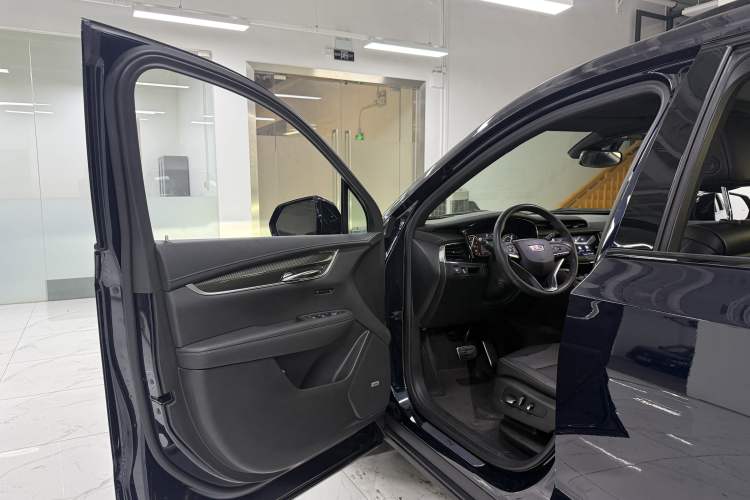 Used Cadillac XT6 2020 28T Six-Seater Luxury Version Interior 5
