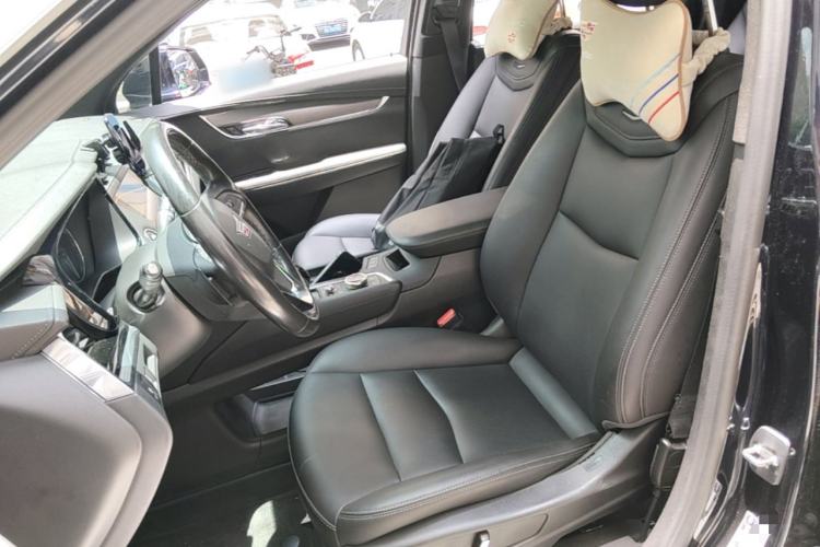 Used Cadillac XT6 2020 28T Seven-Seater Fashion Edition Left Front Seat