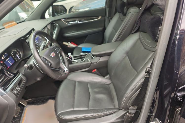 Used Cadillac XT6 2020 28T Six-Seater Luxury Sporty Enjoy-the-Comfort Safety Edition Left Front Seat
