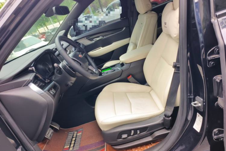 Used Cadillac XT6 2020 Revised Version 28T Six-Seater Four-Wheel Drive Leading Sporty Edition Left Front Seat