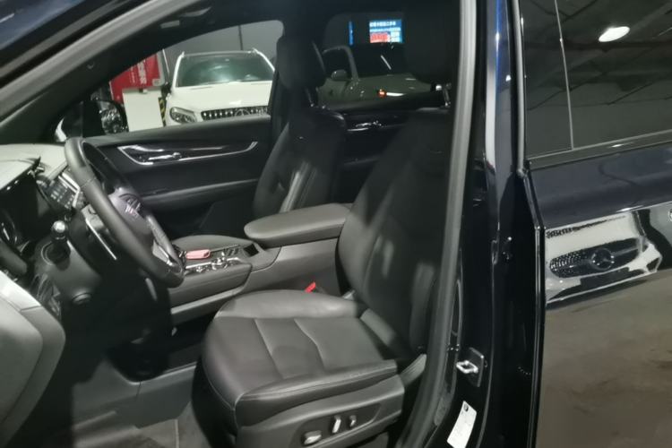 Used Cadillac XT6 2020 28T Six-Seater Luxury Version Left Front Seat