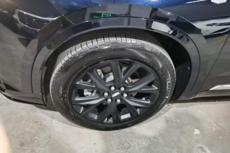 Used Cadillac XT6 2020 28T Six-Seater Luxury Version Left Front Wheel Hub