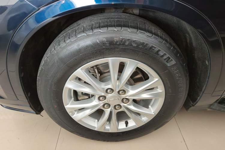 Used Cadillac XT6 2020 28T Seven-Seater Fashion Edition Left Front Wheel Hub