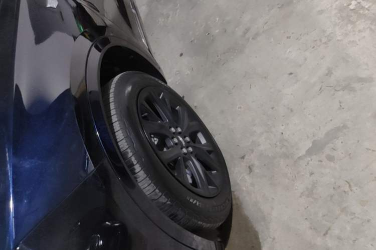 Used Cadillac XT6 2020 28T Six-Seater Luxury Version Left Front Wheel Hub