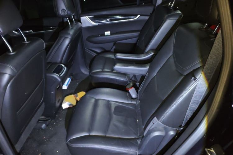 Used Cadillac XT6 2020 28T Six-Seater Four-Wheel-Drive Luxury Version with Premium Sound System Left Rear Seat