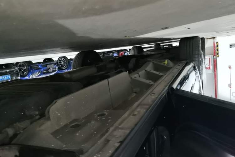 Used Cadillac XT6 2020 28T Six-Seater Luxury Version Left Side Sill