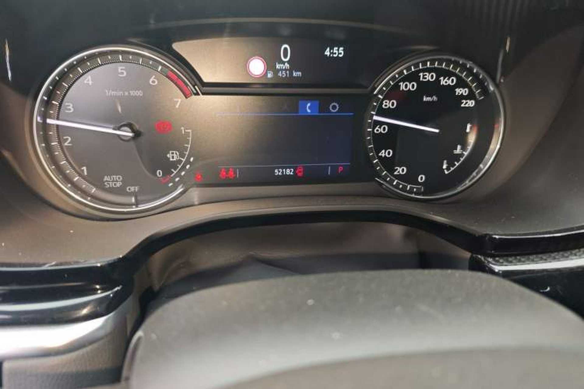 Used Cadillac XT6 2020 28T Six-Seater Luxury Sporty Enjoy-the-Comfort Safety Edition Odometer Close Up
