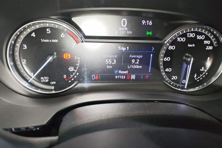 Used Cadillac XT6 2020 28T Six-Seater All-Wheel-Drive Fashion Edition Odometer Close Up