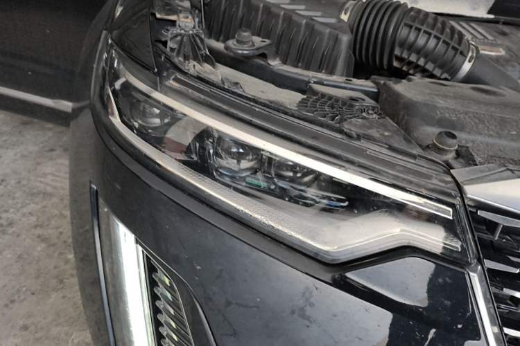 Used Cadillac XT6 2020 28T Six-Seater Luxury Version Right Front Headlight