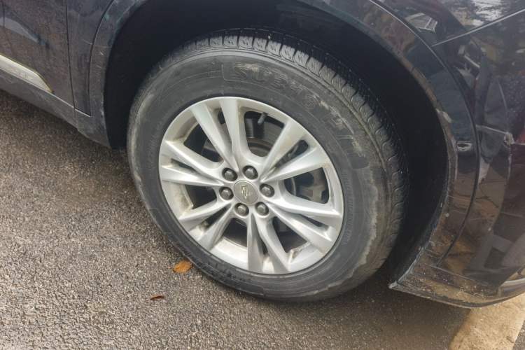Used Cadillac XT6 2020 28T Six-Seater All-Wheel-Drive Fashion Edition Right Front Wheel Hub