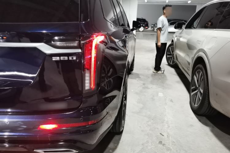Used Cadillac XT6 2020 28T Six-Seater Luxury Version Right Rear Taillight