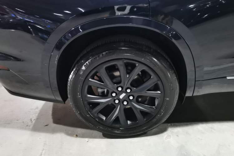 Used Cadillac XT6 2020 28T Six-Seater Luxury Version Right Rear Wheel Hub