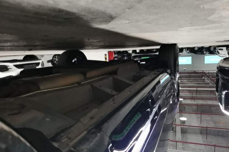 Used Cadillac XT6 2020 28T Six-Seater Luxury Version Right Side Sill