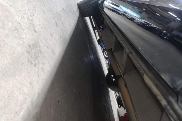 Used Cadillac XT6 2020 28T Six-Seater Luxury Version Right Side Sill