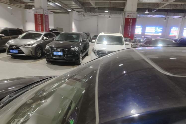 Used Cadillac XT6 2020 28T Six-Seater Luxury Version Roof