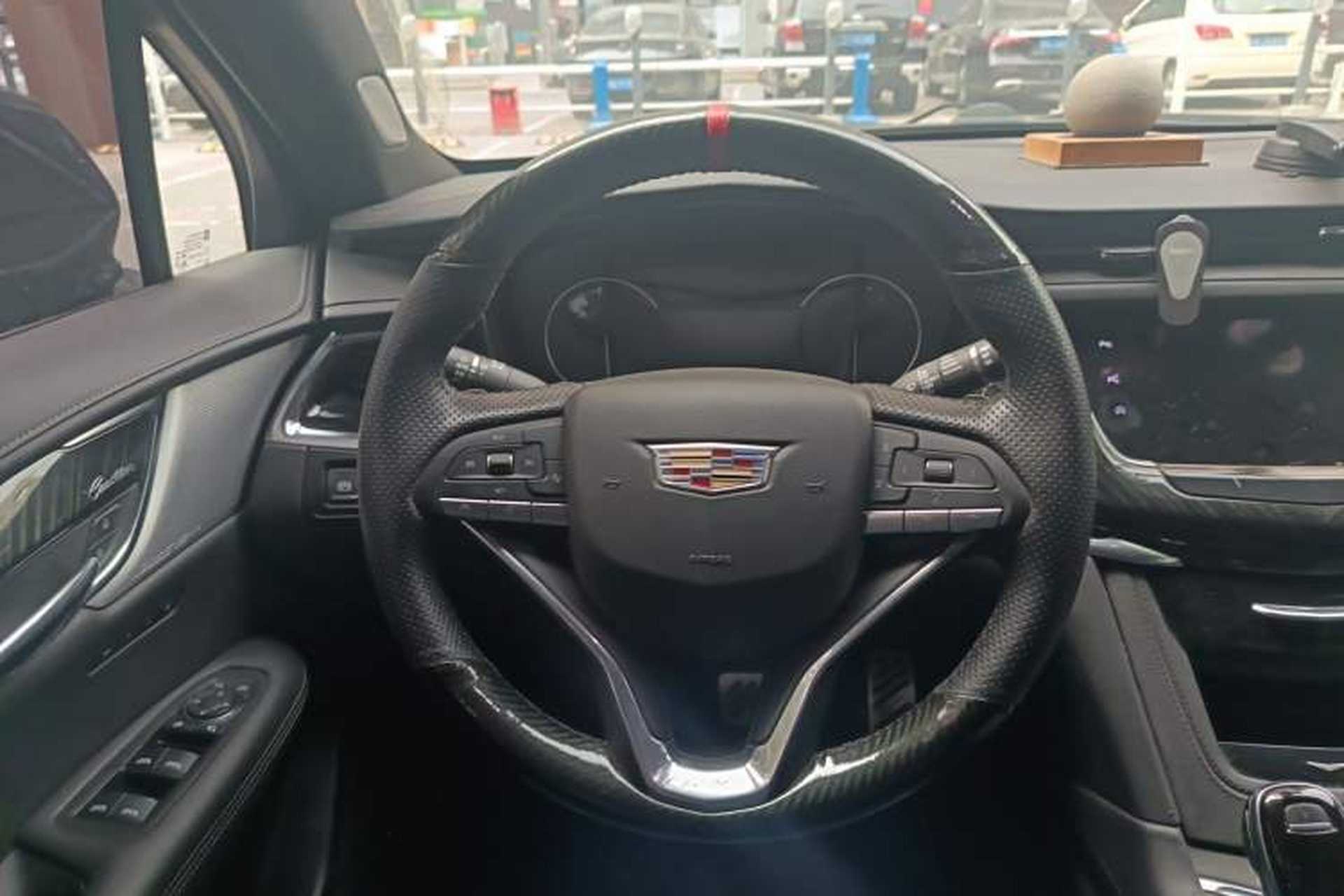 Used Cadillac XT6 2020 28T Six-Seater Four-Wheel-Drive Luxury Version with Premium Sound System Steering Wheel