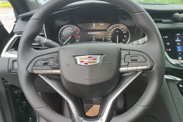 Used Cadillac XT6 2020 28T Seven-Seater Four-Wheel-Drive Leading Version Steering Wheel
