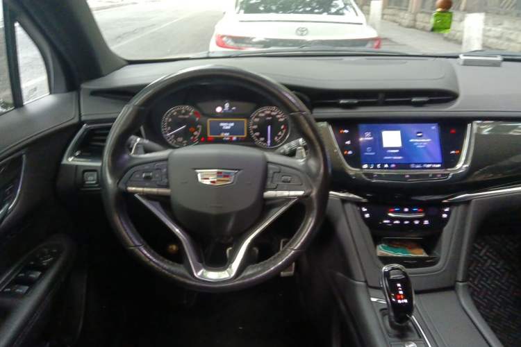 Used Cadillac XT6 2020 28T Six-Seater Four-Wheel-Drive Luxury Version Steering Wheel