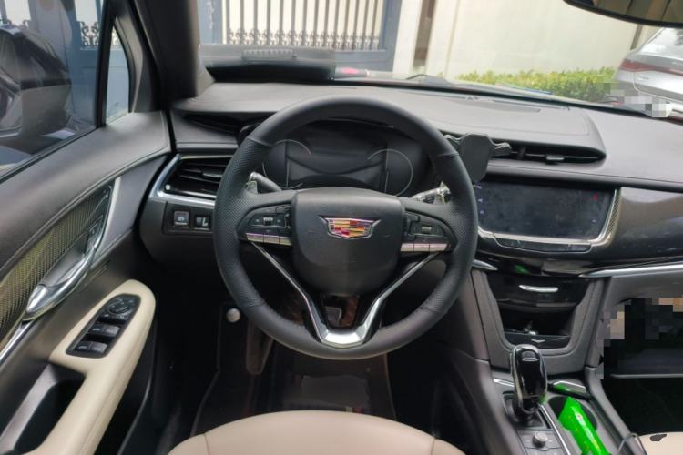 Used Cadillac XT6 2020 Revised Version 28T Six-Seater Four-Wheel Drive Leading Sporty Edition Steering Wheel