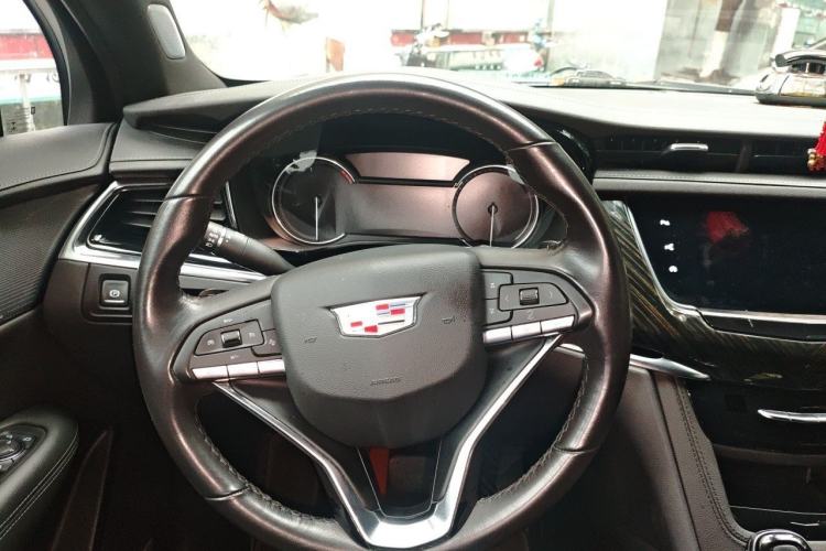 Used Cadillac XT6 2020 28T Seven-Seater Four-Wheel-Drive Luxury Version Steering Wheel