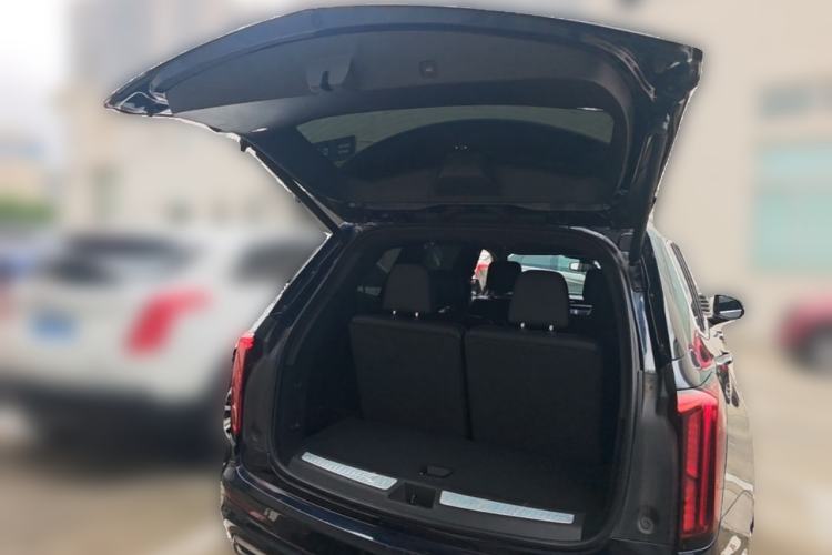 Used Cadillac XT6 2020 28T Six-Seater Four-Wheel-Drive Luxury Version Trunk