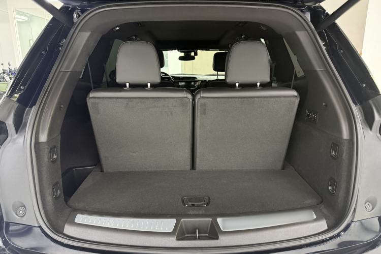 Used Cadillac XT6 2020 28T Six-Seater Luxury Version Trunk