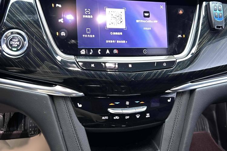 Used Cadillac XT6 2020 28T Six-Seater Four-Wheel-Drive Luxury Version Audio And AC Panel