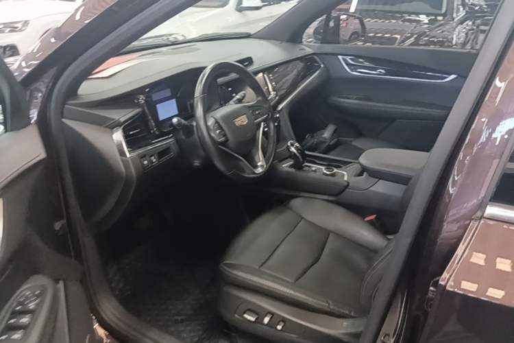 Used Cadillac XT6 2020 28T Six-Seater Four-Wheel-Drive Luxury Version Driver Seat