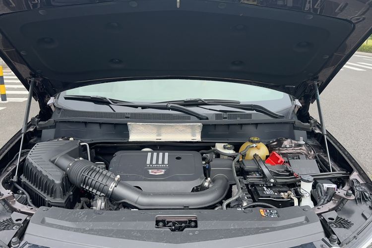 Used Cadillac XT6 2020 28T Six-Seater Four-Wheel-Drive Luxury Version Engine Bay
