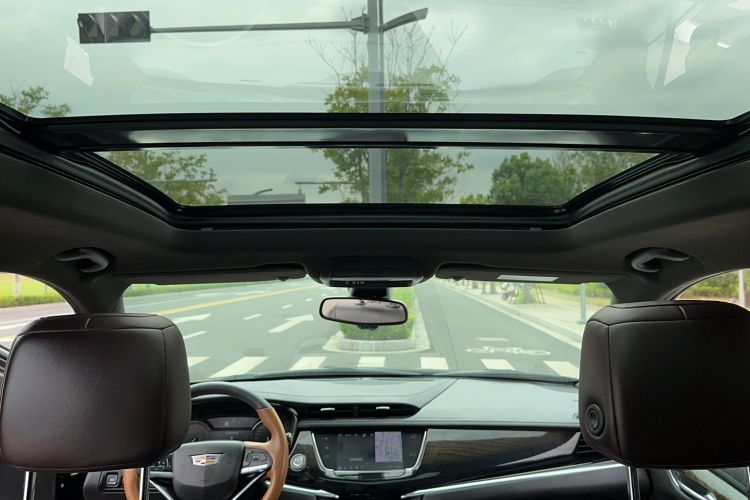 Used Cadillac XT6 2020 28T Six-Seater Four-Wheel-Drive Luxury Version Headliner