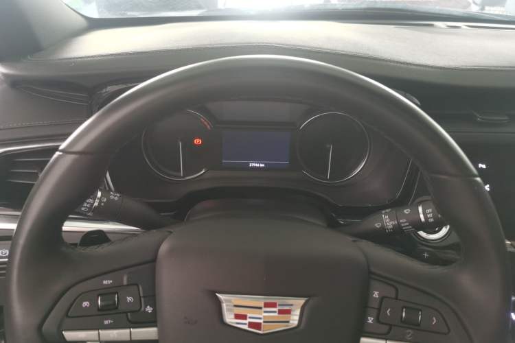 Used Cadillac XT6 2020 28T Six-Seater Four-Wheel-Drive Luxury Version Instrument Cluster