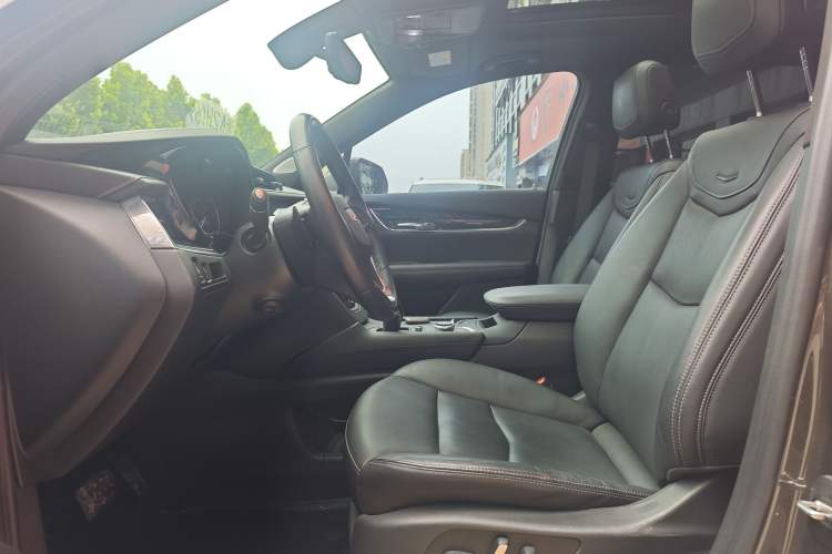 Used Cadillac XT6 2020 28T Seven-Seater Luxury Version Interior 1