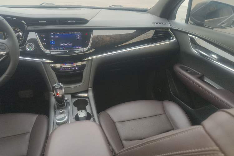 Used Cadillac XT6 2020 28T Seven-Seater Luxury Version Interior 2