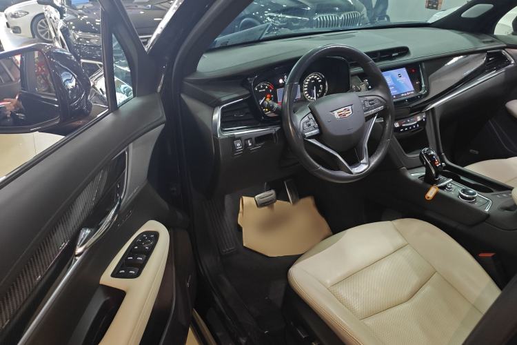 Used Cadillac XT6 2020 28T Six-Seater Four-Wheel-Drive Leading Sport Model Interior 2