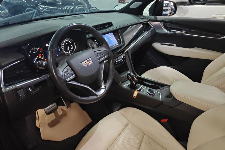 Used Cadillac XT6 2020 28T Six-Seater Four-Wheel-Drive Leading Sport Model Interior 3