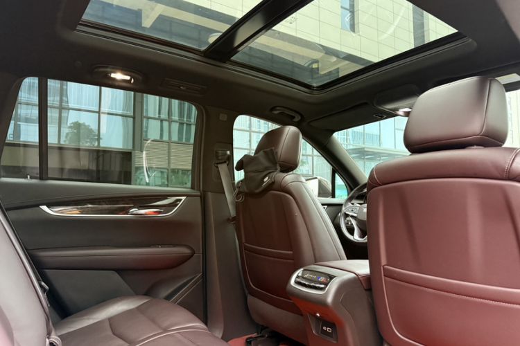 Used Cadillac XT6 2020 28T Seven-Seater Luxury Version Interior 9