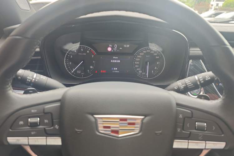 Used Cadillac XT6 2020 28T Seven-Seater Luxury Version Odometer Close Up