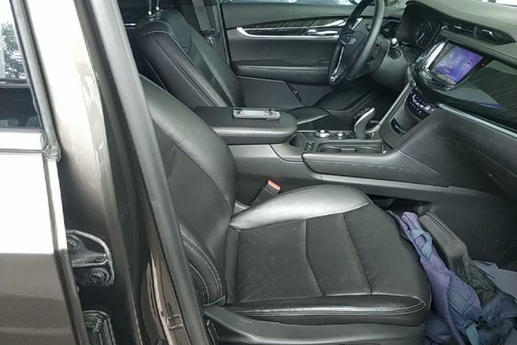 Used Cadillac XT6 2020 28T Six-Seater Luxury Version Right Front Seat