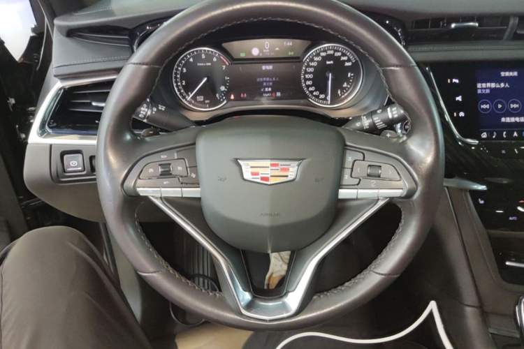 Used Cadillac XT6 2020 28T Six-Seater Four-Wheel-Drive Luxury Version Steering Wheel