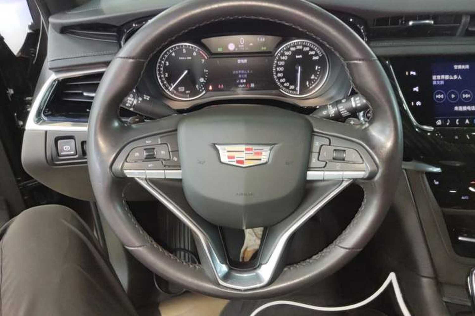 Used Cadillac XT6 2020 28T Six-Seater Four-Wheel-Drive Luxury Version Steering Wheel