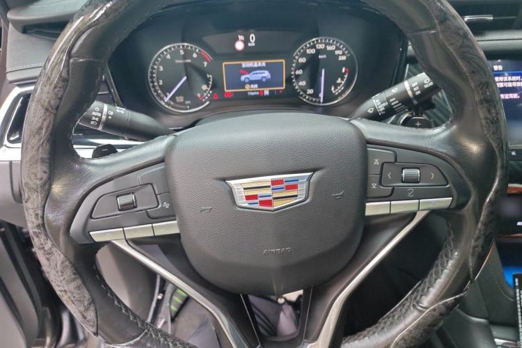 Used Cadillac XT6 2020 28T Six-Seater Four-Wheel-Drive Luxury Version with Premium Sound System Steering Wheel