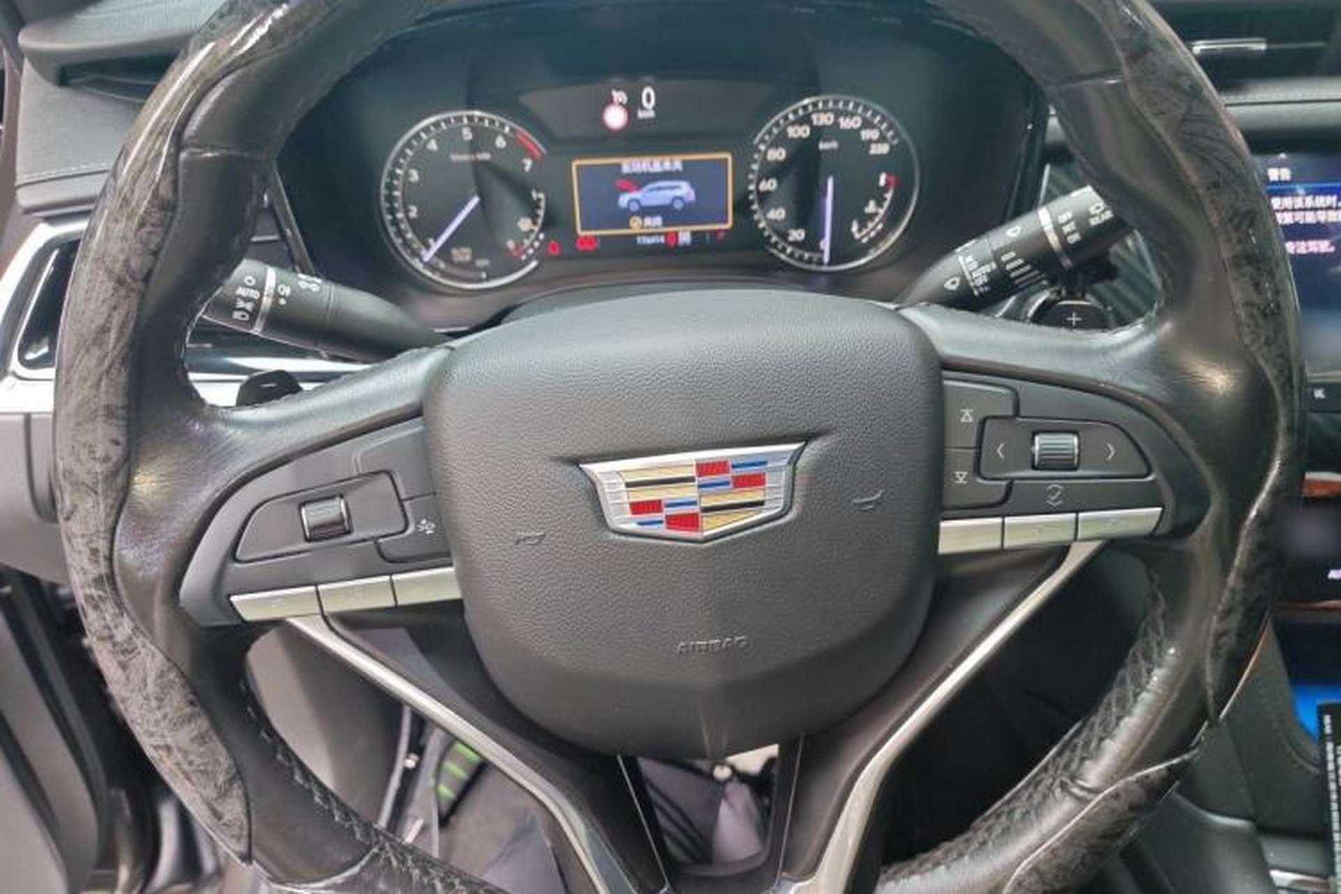 Used Cadillac XT6 2020 28T Six-Seater Four-Wheel-Drive Luxury Version with Premium Sound System Steering Wheel
