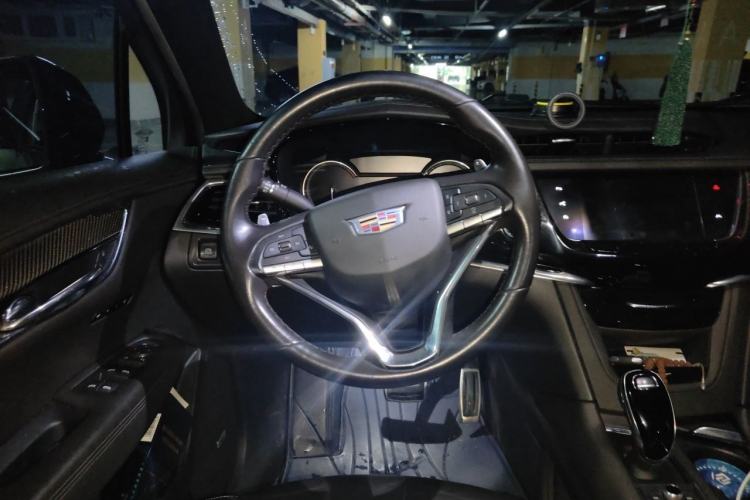 Used Cadillac XT6 2020 28T Six-Seater Luxury Version Steering Wheel