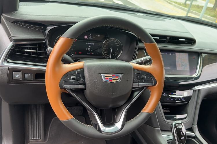 Used Cadillac XT6 2020 28T Six-Seater Four-Wheel-Drive Luxury Version Steering Wheel