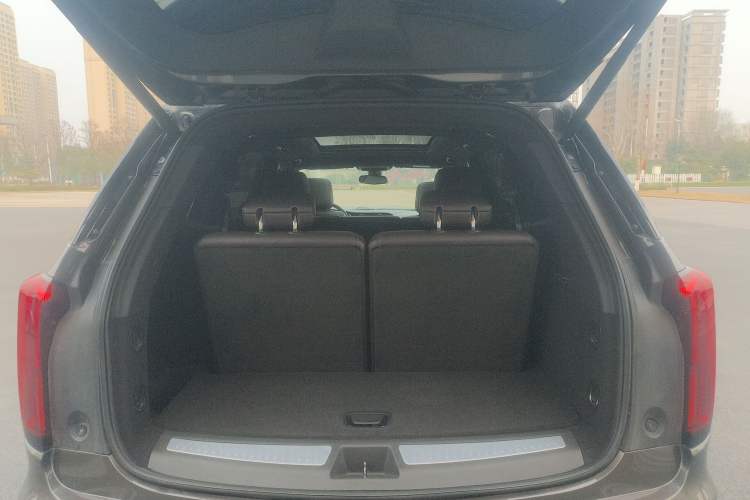 Used Cadillac XT6 2020 28T Seven-Seater Luxury Version Trunk